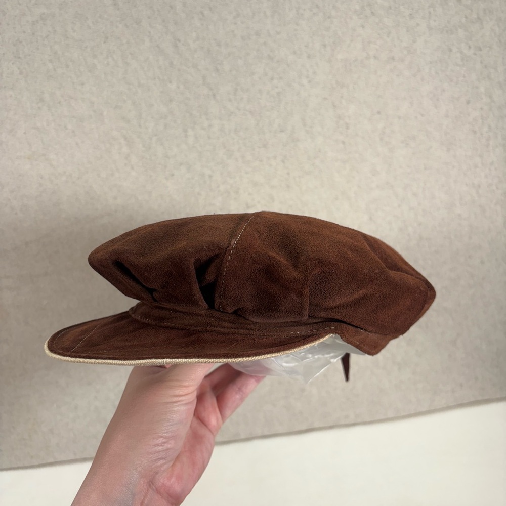 Vintage SUNDANCE Brown Sheepskin Leather Newsboy Cabbie Handcrafted Hat Cap